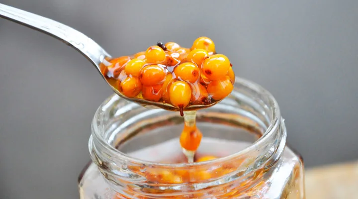 Sea Buckthorn Berries Juice Honey Teaspoon | Catina cu miere