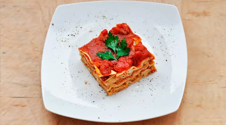 Delicious Vegan Whole Wheat Lasagna with Mushrooms | Lasagna vegetariana cu ciuperci