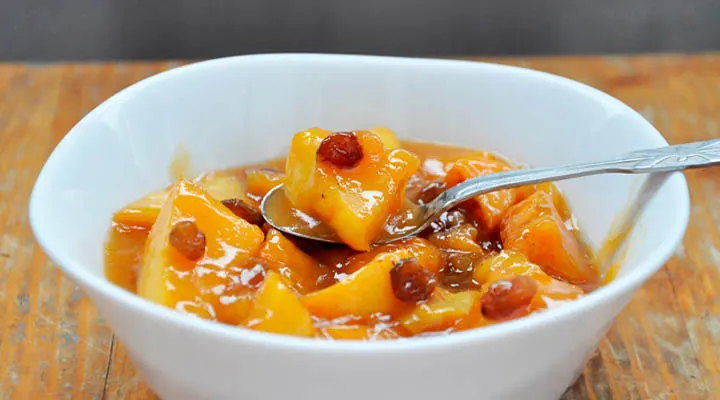 Finger Lickin' Good Stewed Quince Dessert | Mancare de gutui