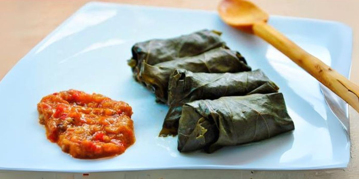 Mushroom Dolmas in Grape Vine Leaves Recipe