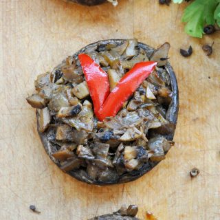 Stuffed Portobello Mushrooms Vegan ciuperci umplute de post