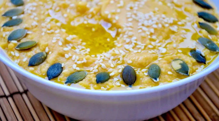 Light Hummus with Fresh Lemony Flavor with Olive Oil
