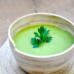 cream of pea soup supa crema de mazare verde reteta
