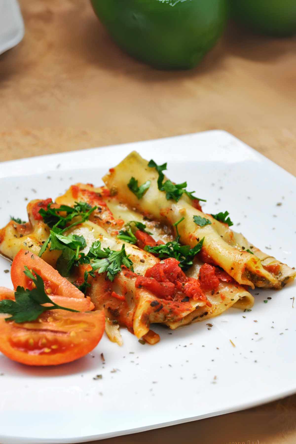 feta cheese cannelloni with tomatoes