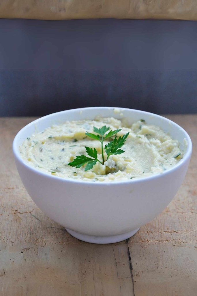 Cauliflower Dip with Herbs & Pickles (Low Carb)