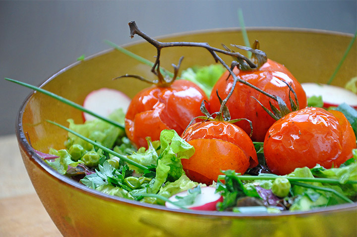 Salata de vara cu rosii coapte reteta Summer Fresh veggies salad