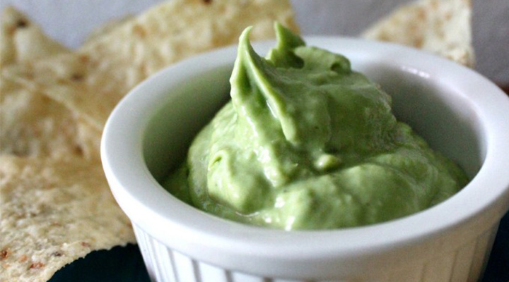 Creamy Avocado Yogurt Dip Recipe