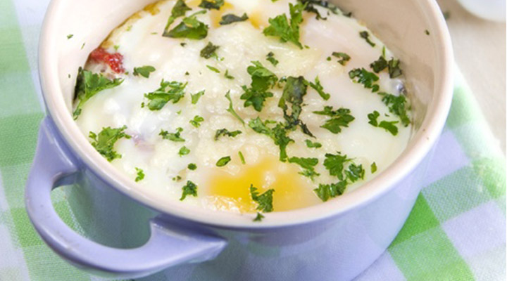 Healthy Egg Recipes for Breakfast - Sundried Tomato and Herbs Baked Eggs
