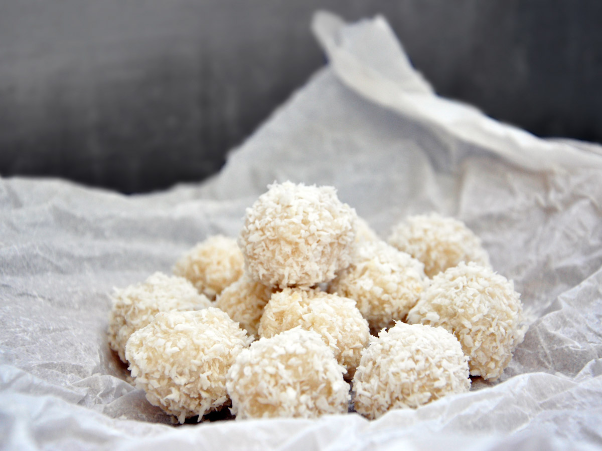 coconut balls dessert recipe