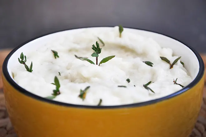 Risotto cu parmezan si conopida usturoi cimbru Creamy Cauliflower Risotto with Garlic Thyme and Parmesan rice recipe