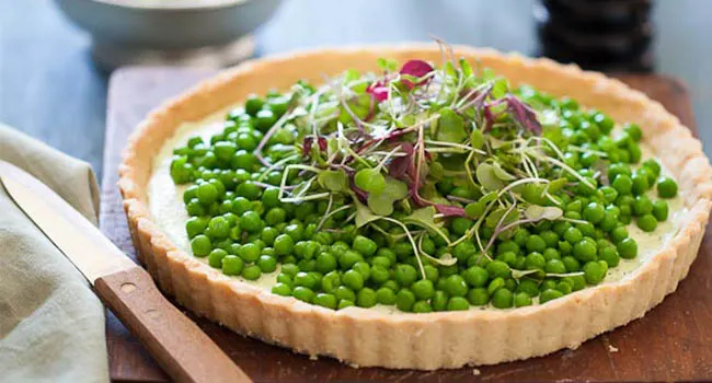 PEA AND HERBED GOAT CHEESE TART Vegetarian Valentine's Day Dinner Recipes