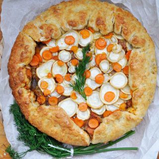 Root Vegetables Rustic Tart with Mushrooms Tarta rustica cu ciuperci si radacinoase