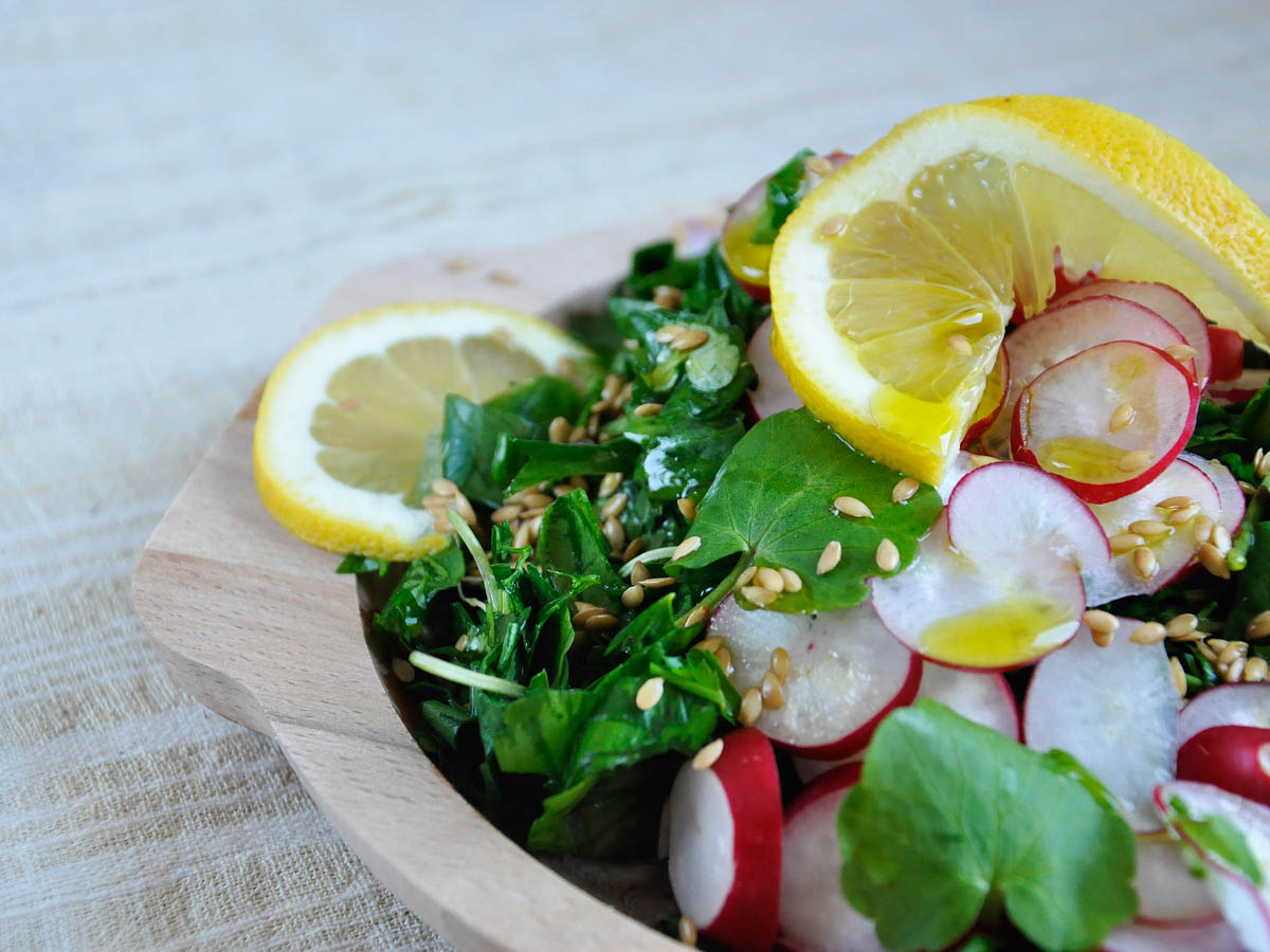 Spring Detox Salad with radishes