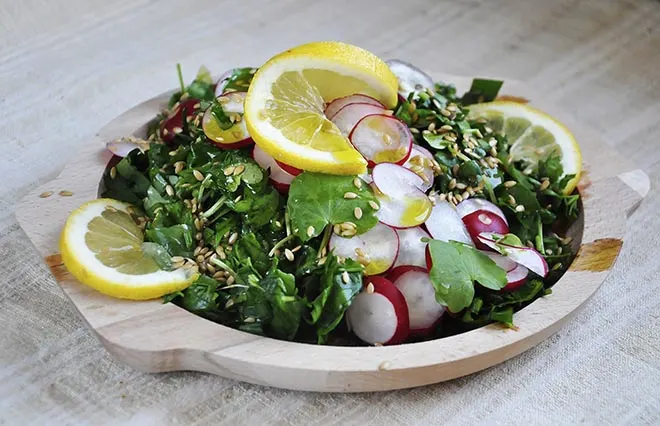 Spring Detox Salad Salata detoxifianta de primavara
