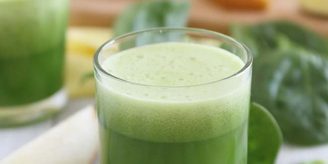 Pear Ginger Spinach Detox Juice best detox recipes