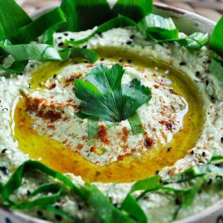 Wild Garlic Hummus Hummus cu leurda reteta