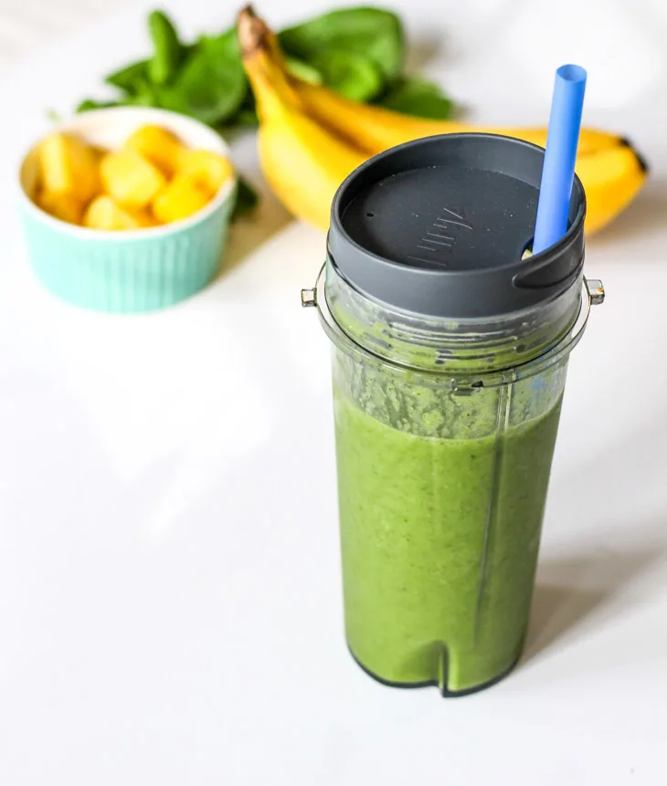 Detox green smoothie with chia seeds