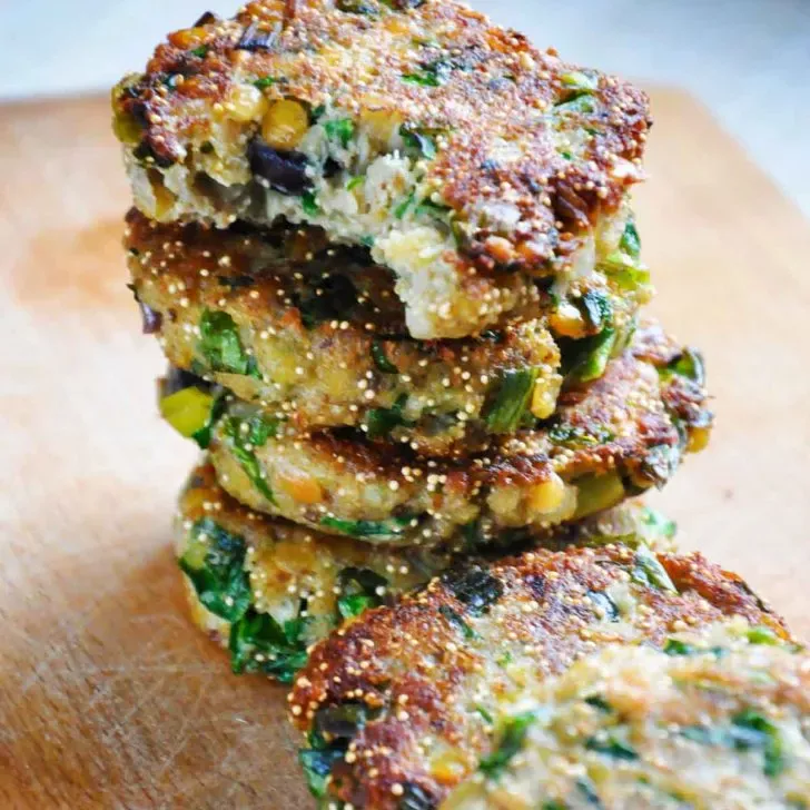 Protein-Rich Lentil Amaranth Patties Chiftelute de amaranth linte rosie reteta