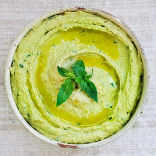 Basil Pesto Hummus busuioc