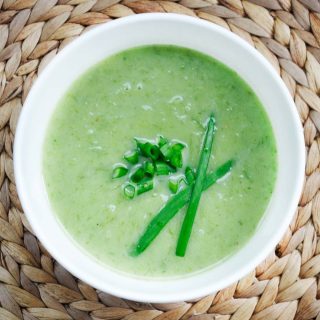 Creamy Scallion Soup Supa crema de ceapa verde