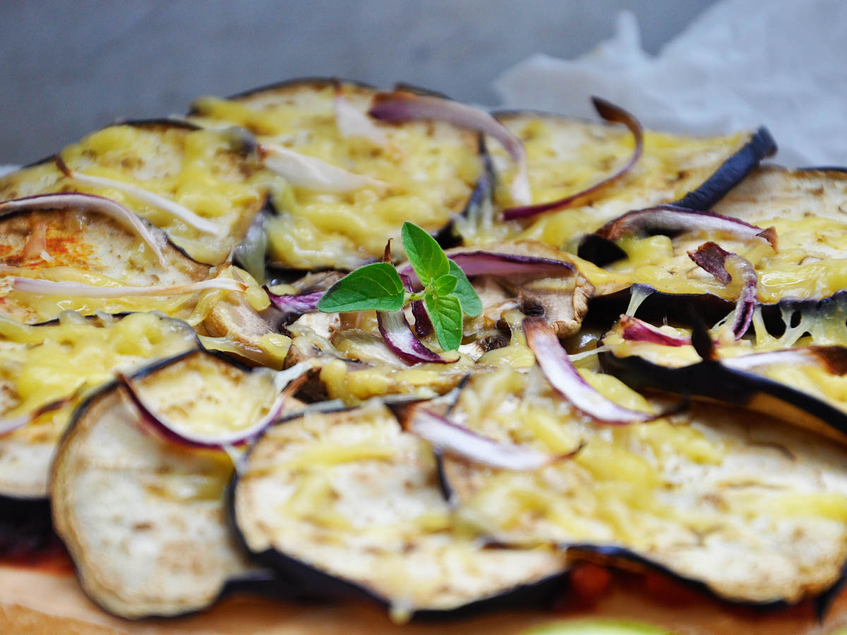 gluten-free vegan pizzas with eggplant