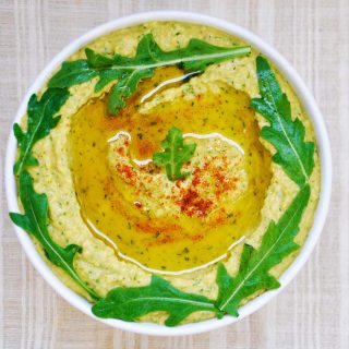 Arugula Hummus cu rucola