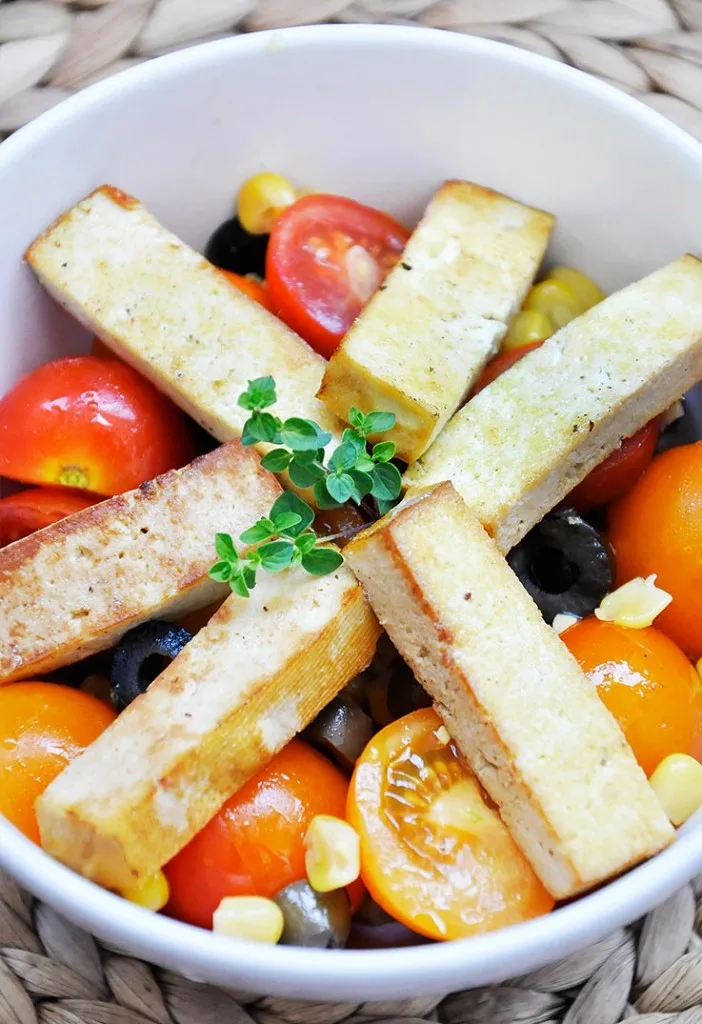 Grilled Smoked Tofu Tomato Salad