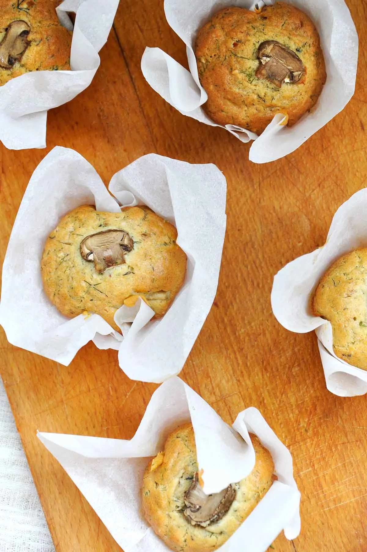 reteta briose sarate fara gluten cu ciuperci