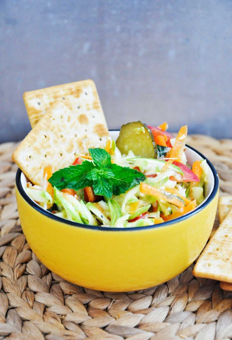 Zucchini Salad with Mint Pickles Salata de dovlecel cu menta castraveciori reteta