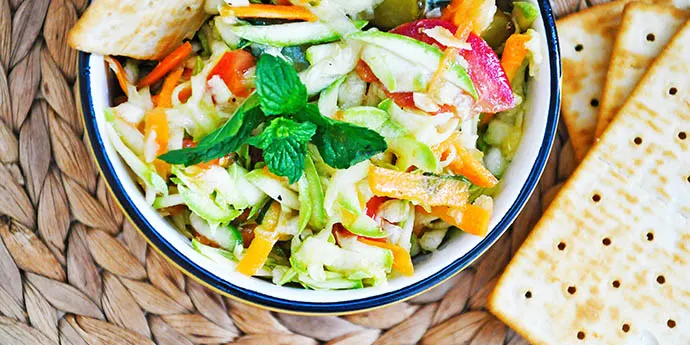 Zucchini Salad with Mint Pickles Salata de dovlecel cu menta castraveciori vegan