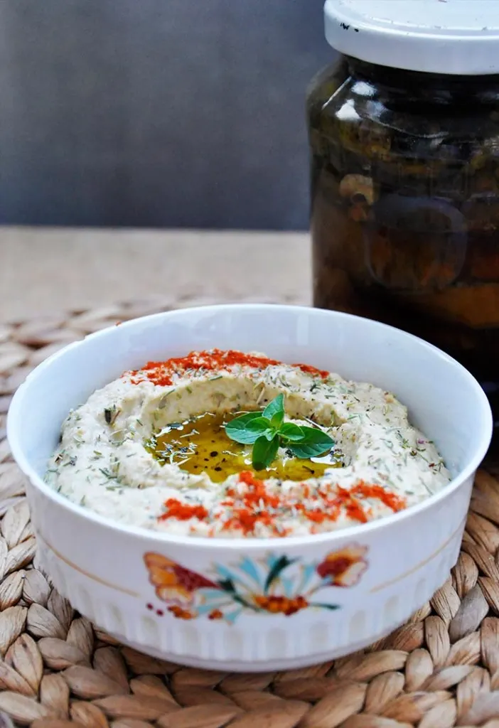 Marinated Eggplant Hummus Humus cu vinete marinate vegan