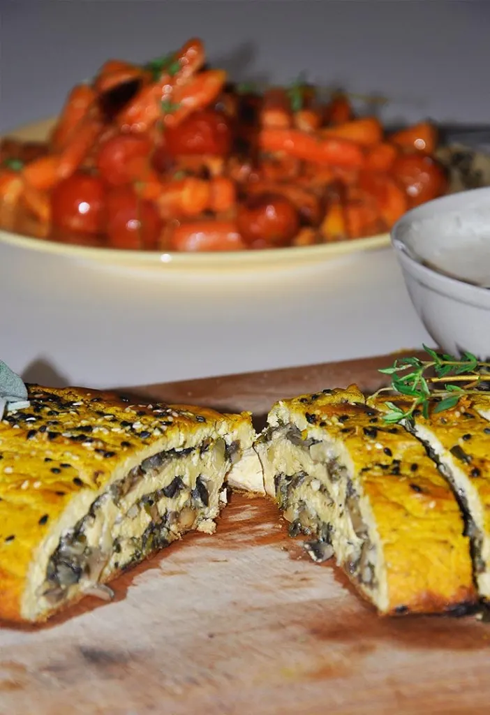 Tofurkey Roulade Mushrooms Rulada de tofu cu ciuperci