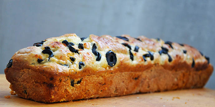 Gluten-Free Bread with Olives and Pesto Chec fara gluten cu masline pesto reteta