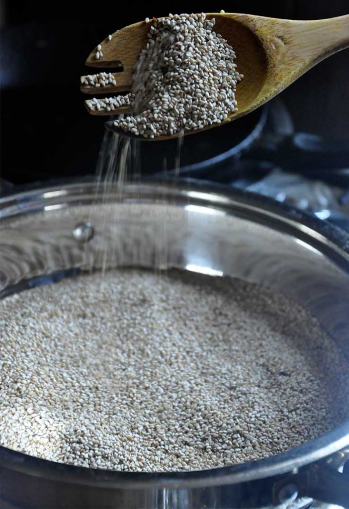 How to make gomasio sesame salt macrobiotic