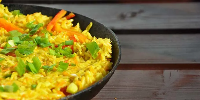 Curry Coconut Thai Rice with Peppers Orez Thailandez in Sos de Curry Lapte Cocos