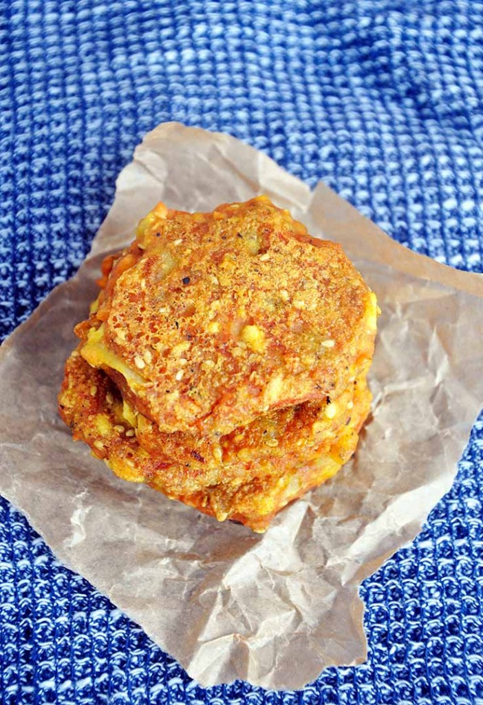 Cheesy Yellow Split Pea Patties with Tofu Chiftelute de mazare galbena cu tofu susan