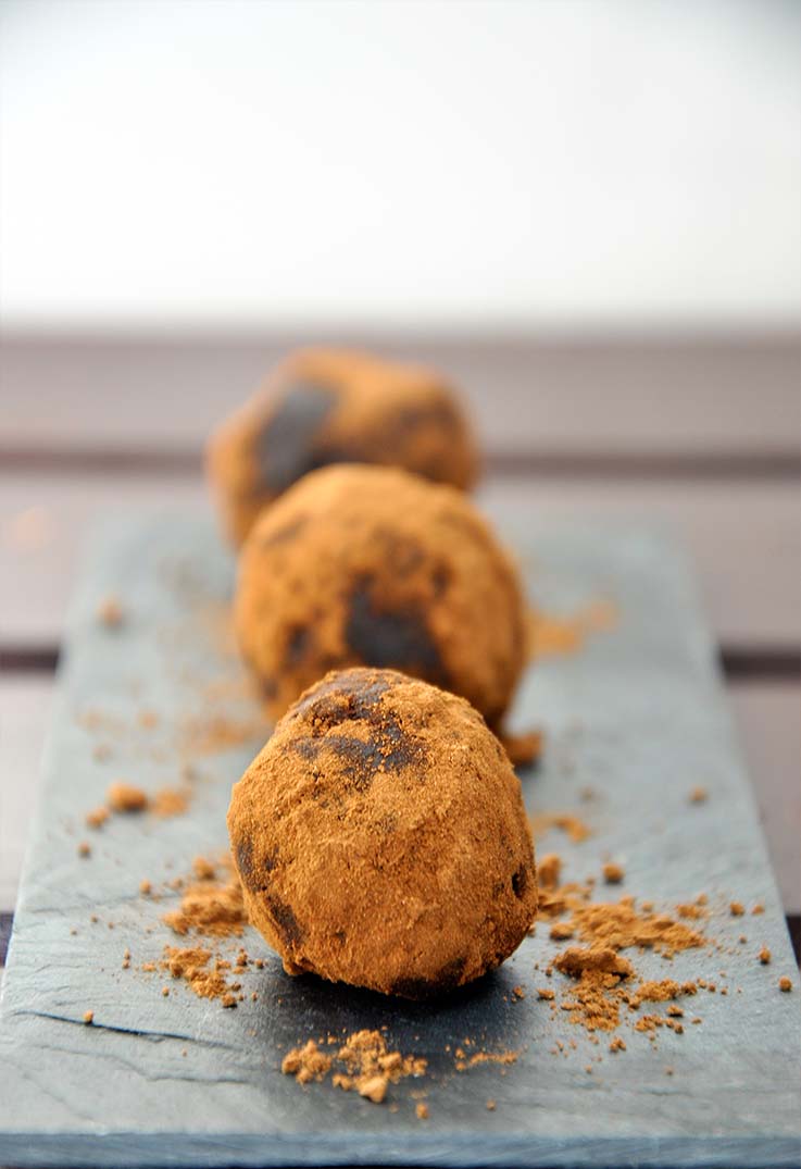 Raw Protein Power Carob Hemp Truffles 