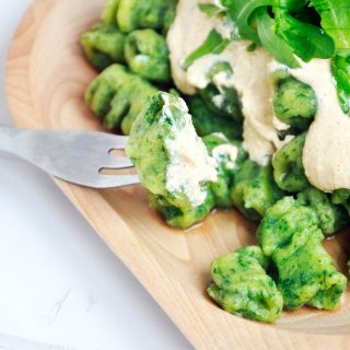 Gluten-Free Wild Garlic Gnocchi Gnocchi fara gluten cu leurda