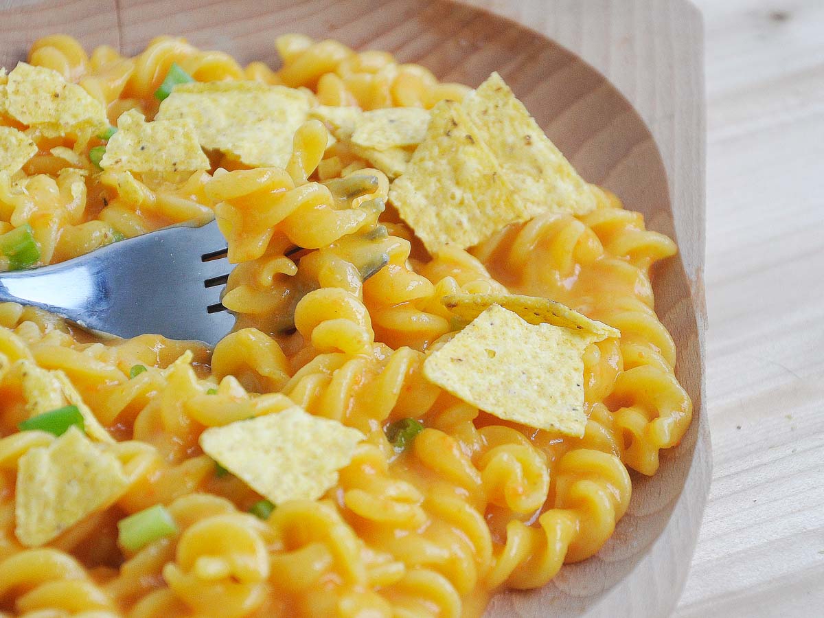 healthy Vegan Nacho Cheese Pasta