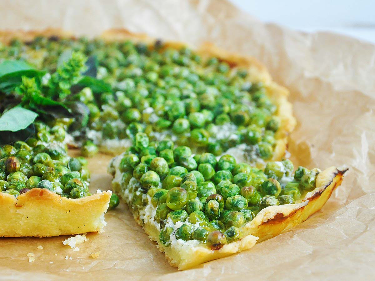 gluten free vegan green pea tart with mint