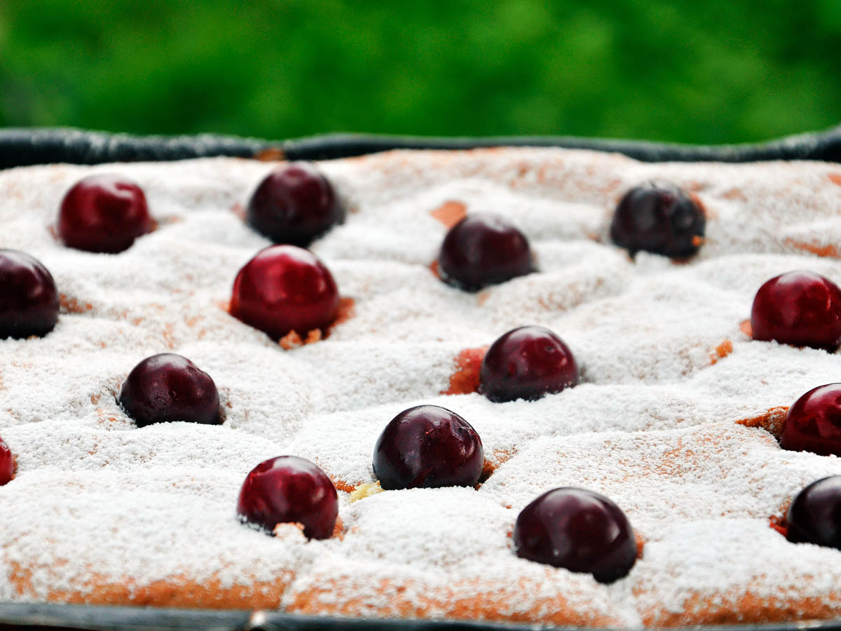 recipe gluten free sour cherry cake 