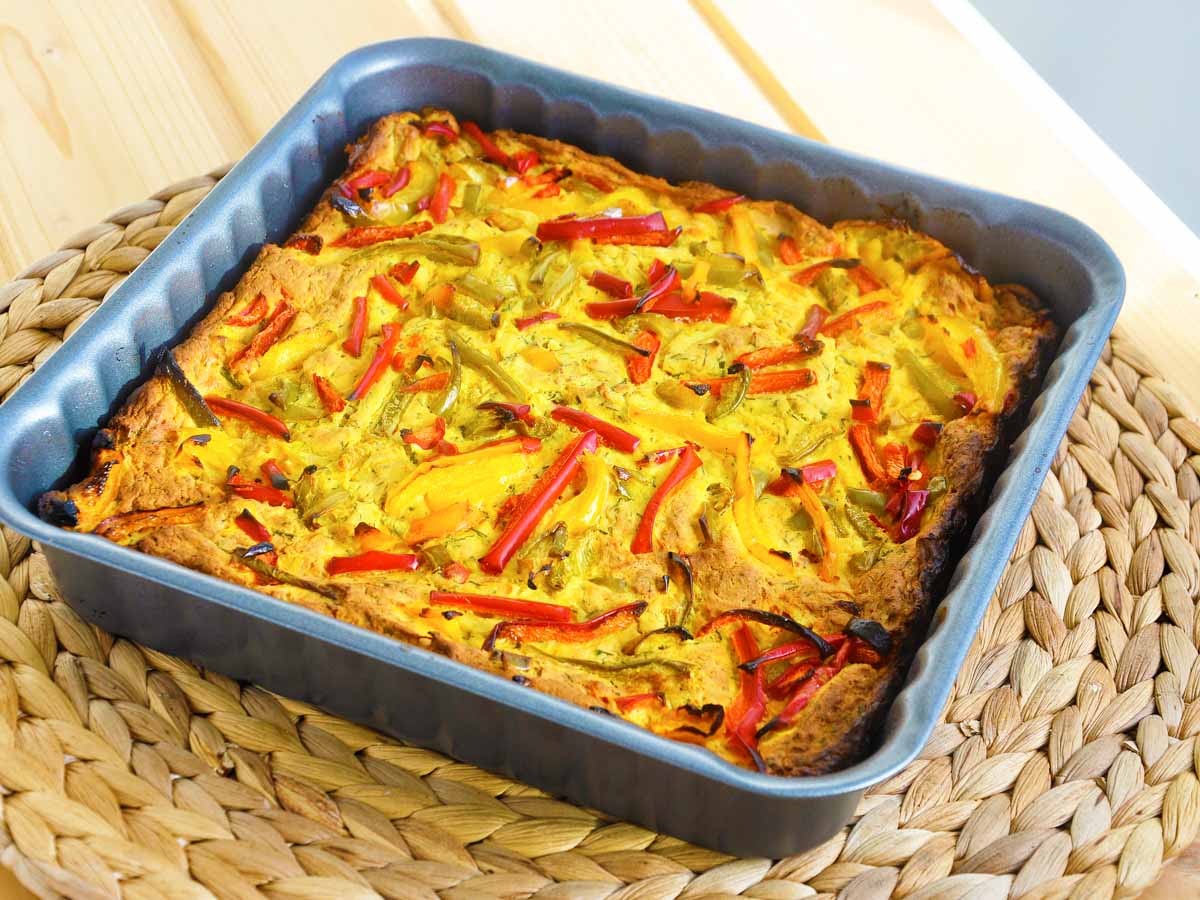 easy vegan crustless quiche with peppers