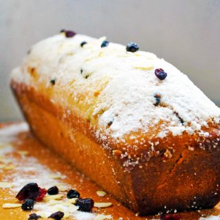 Vegan Pound Cake with Cranberries Christmas Sweet Bread Chec festiv fara gluten reteta