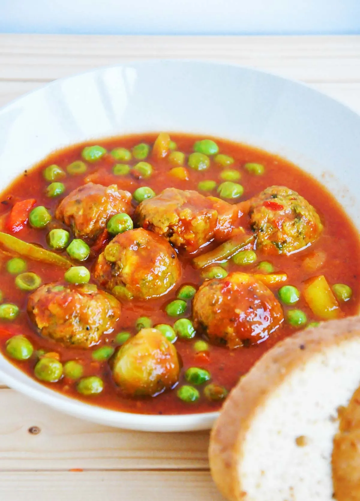 vegan meatball stew with tomato sauce recipe