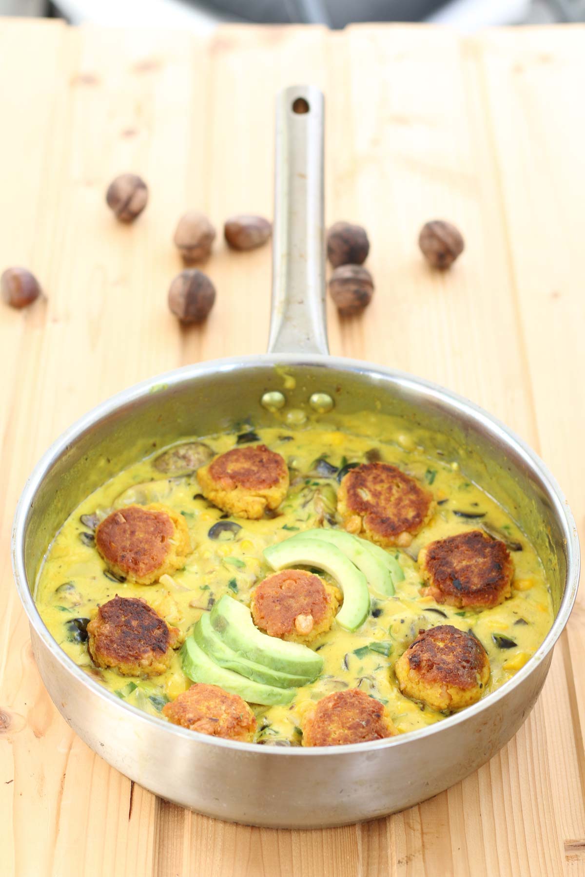 Dal Kofta - Lentil Balls in Curry Sauce Chiftelute de linte in sos curry reteta