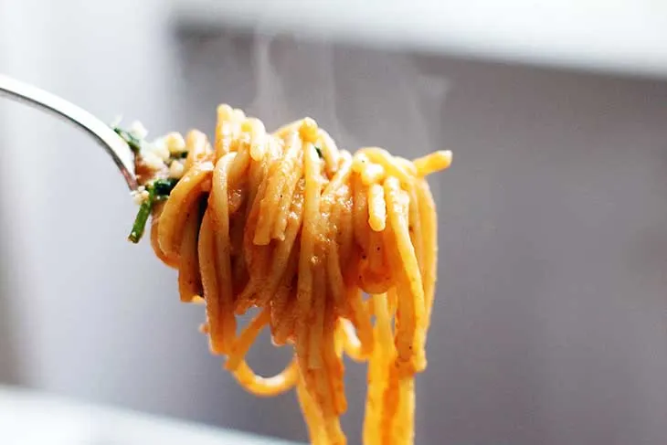 One-Pot-Italian-Pasta-Spaghete-cu-Spanac-si-Rosii-vegan