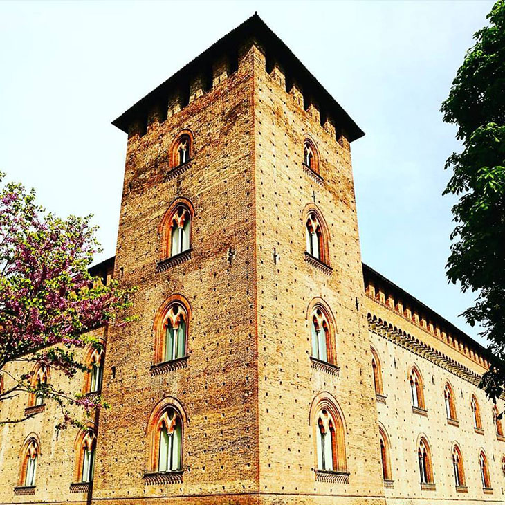 locuri de vizitat in Pavia Castello Visconteo