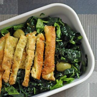 Breakfast kale salad