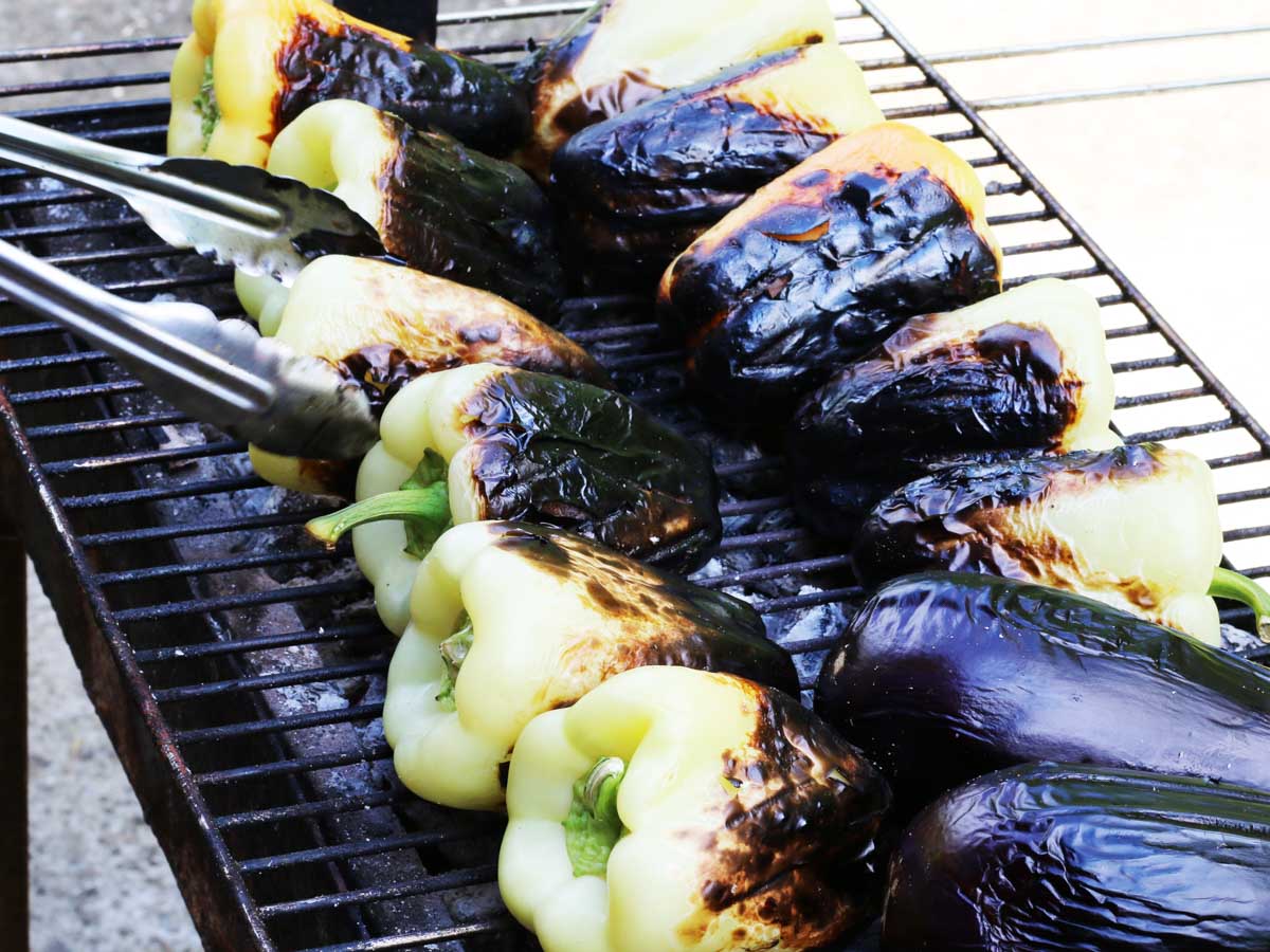 vegan bbq charred peppers