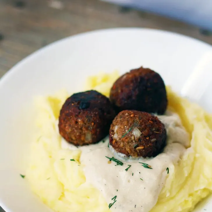 vegan meatballs in white sauce recipe chiftelute in sos alb de post vegane (2)